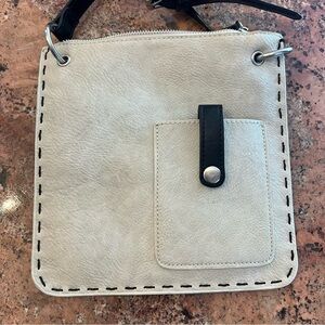 Shiraleah Cream and Black Crossbody Bag